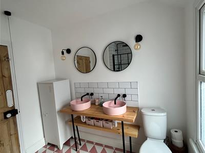 Picture 9